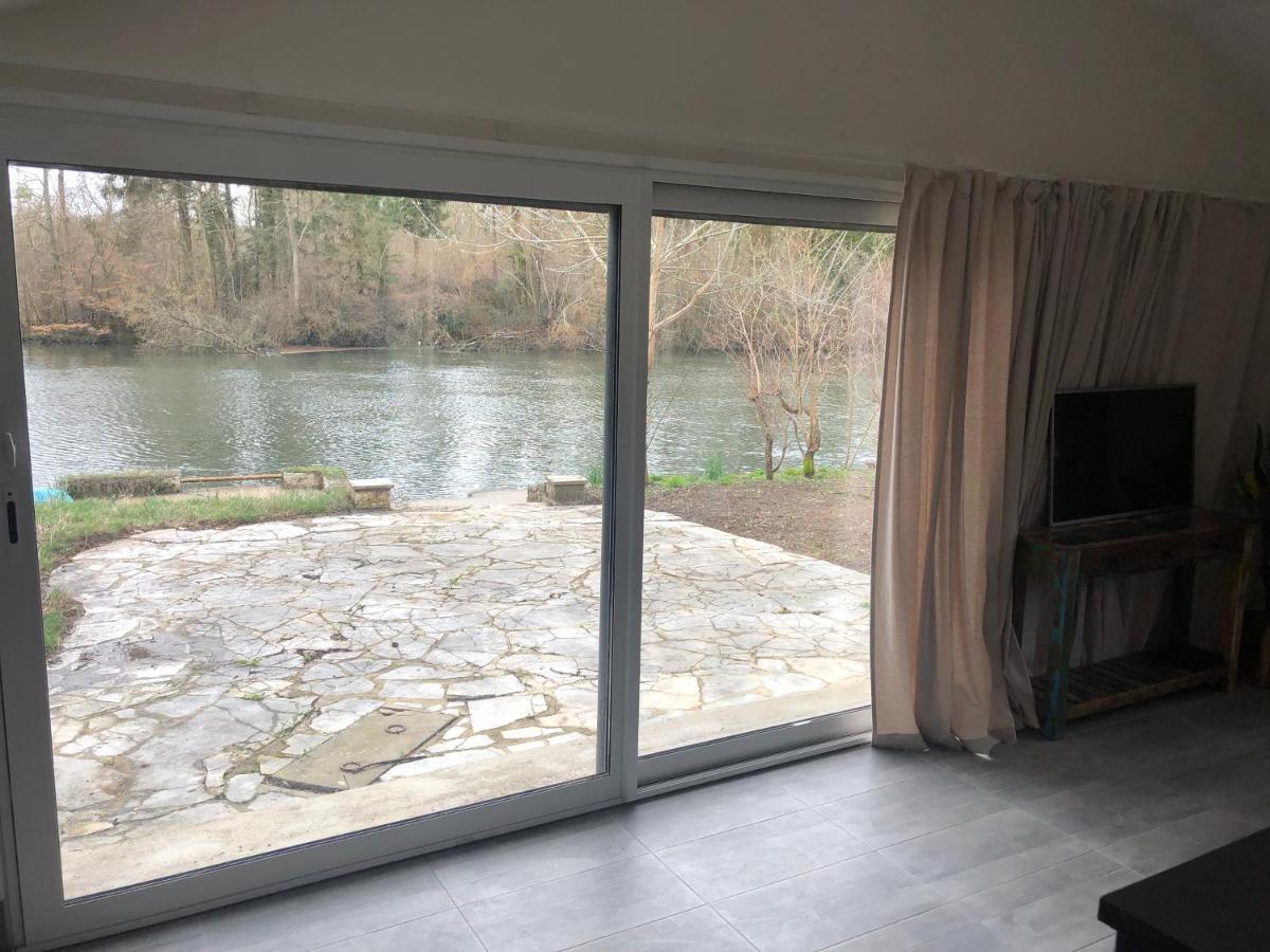 Вилла La Ravine Au Bord Du Loing Montigny-sur-Loing Экстерьер фото